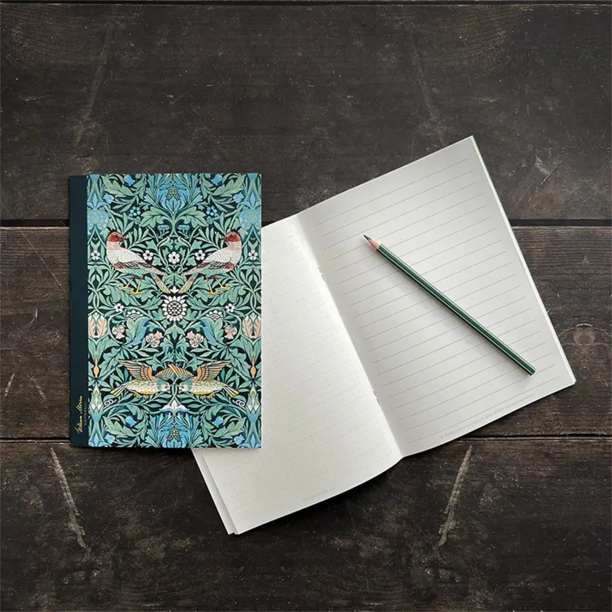 Noteshæfte. William Morris Birds, 48 sider B: 15,4 cm H: 21,5 cm