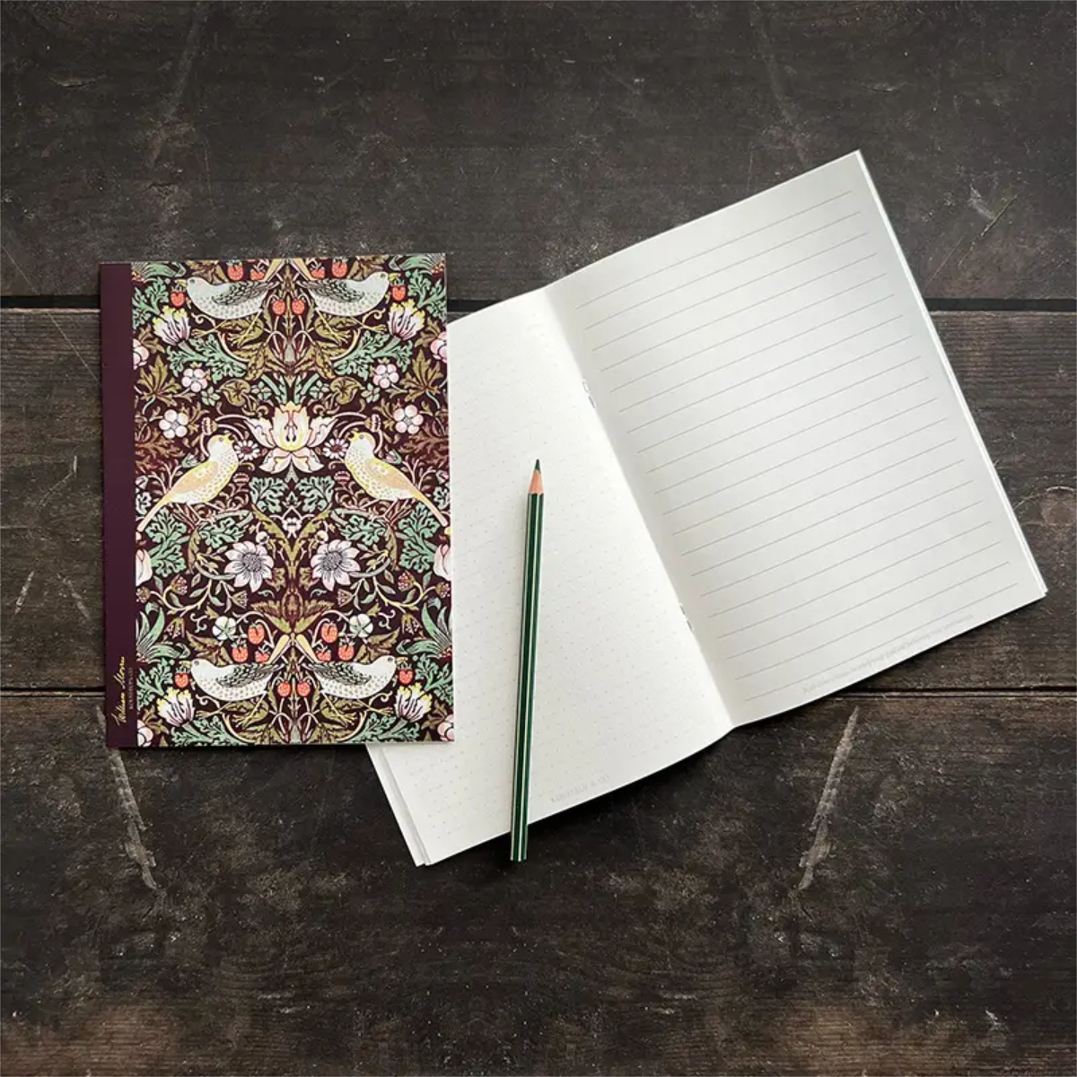 Noteshæfte. William Morris Strawberry Thief, 48 sider B: 15,4 cm H: 21,5 cm